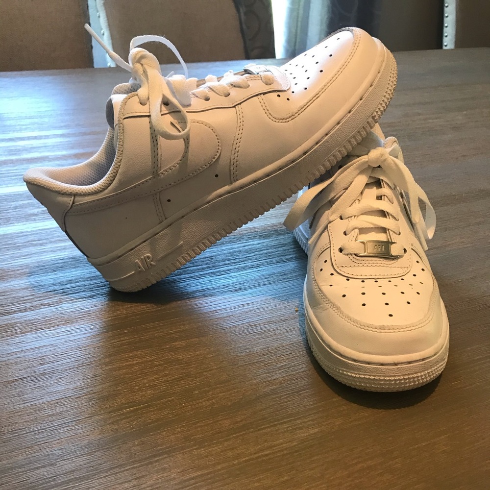 Nike Air Force 1’s 07’ 2018 white low size 6.5